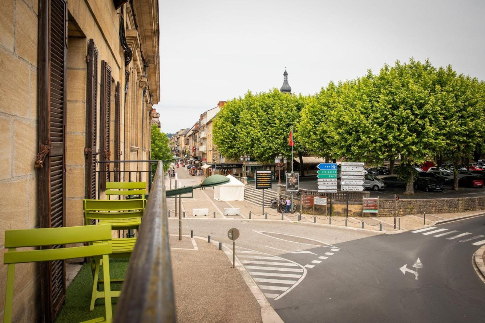 Apartament Le Sarladais - Coeur De Sarlat Zewnętrze zdjęcie